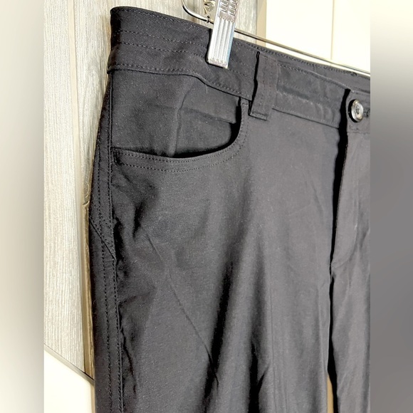B16.26 Eddie Bauer Women’s Capri Hiking size 10 black - Picture 1 of 8